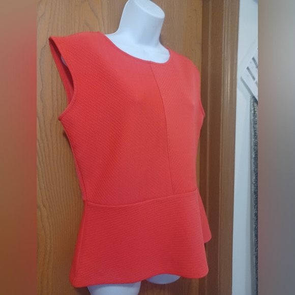 LIZ CLAIBORNE coral peplum top - Picture 2 of 5